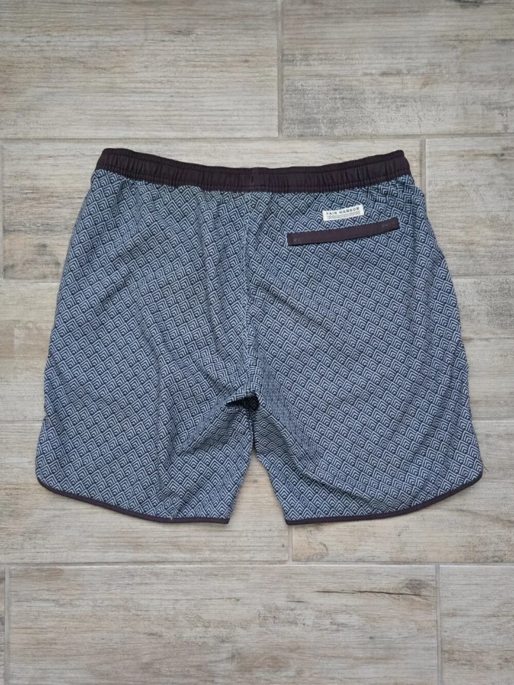 Fair Harbor Geo Pattern Swim Trunks Mens Blue Grey Lined Resort Small FLAW S